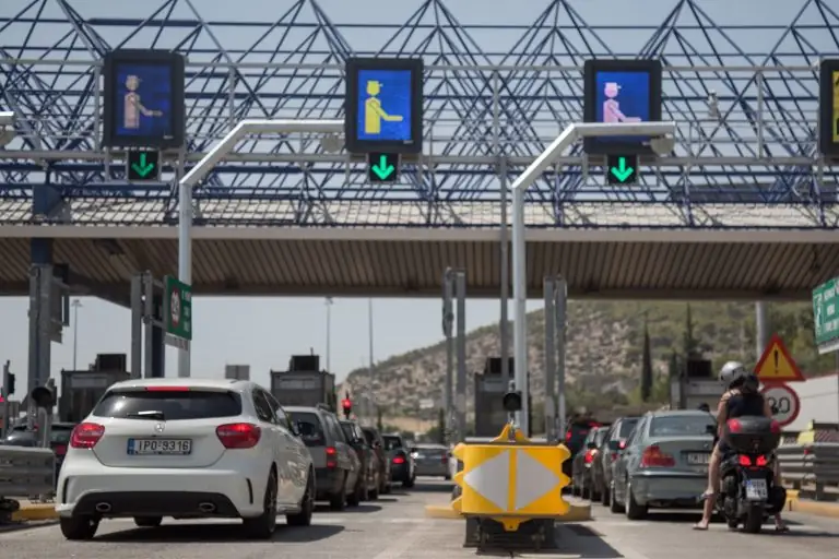 Πάσχα 2021: Έτσι θα πάμε στο χωριό – Πότε ανοίγει η εστίαση