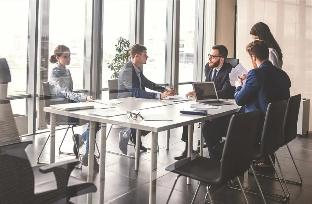 Τα πήραν όλα! Αυτές οι επιχειρήσεις θησαύρισαν κατά τη διάρκεια της πανδημίας