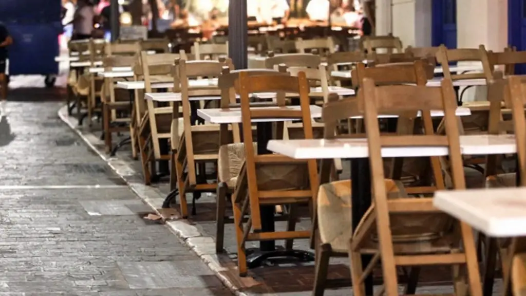 Πότε ανοίγουν καφετέριες, μπαρ και εστιατόρια: Τελευταία εξέλιξη