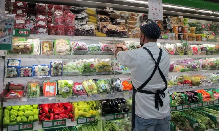 Ωράριο σούπερ μάρκετ σήμερα Σάββατο: Νέα αλλαγή – Τι ώρα κλείνουν