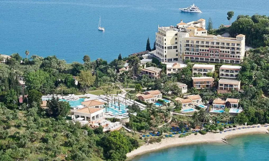 «Τίναξε» την αγορά στον… αέρα η Grecotel – Δείτε τι εξαγόρασε και πού
