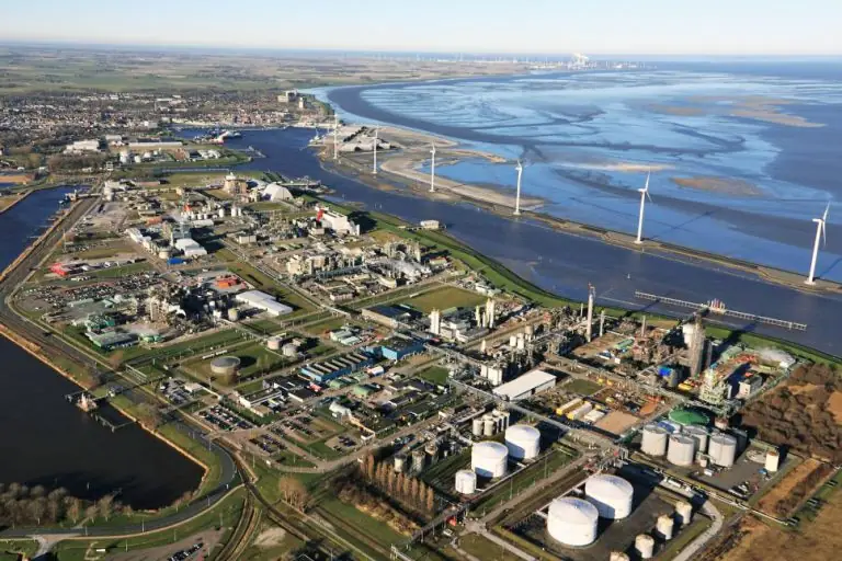 «Πόλεμος»: Στη μάχη Βαρδινογιάννης, Λάτση, Περιστέρης, ΔΕΗ, ΔΕΣΦΑ