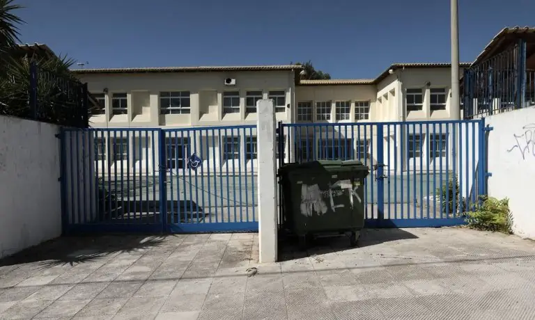 Σχολεία 2021: Διαγράφονται οι απουσίες – Δείτε για ποιους μαθητές ισχύει το μέτρο