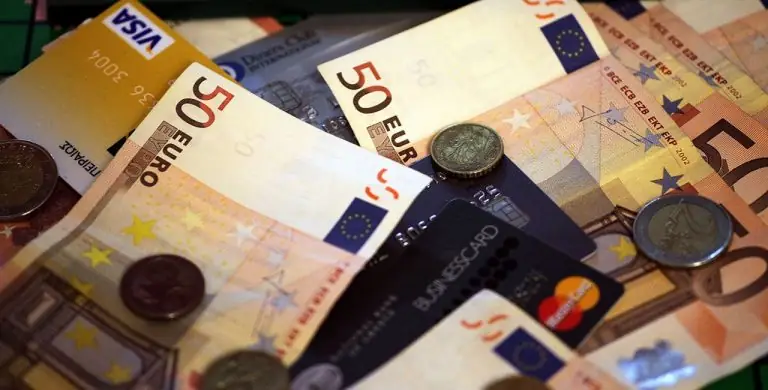 Ξεχάστε όσα ξέρατε για τις συναλλαγές: Τέλος χαρτονομίσματα και κέρματα – Έτσι θα κάνουμε συναλλαγές
