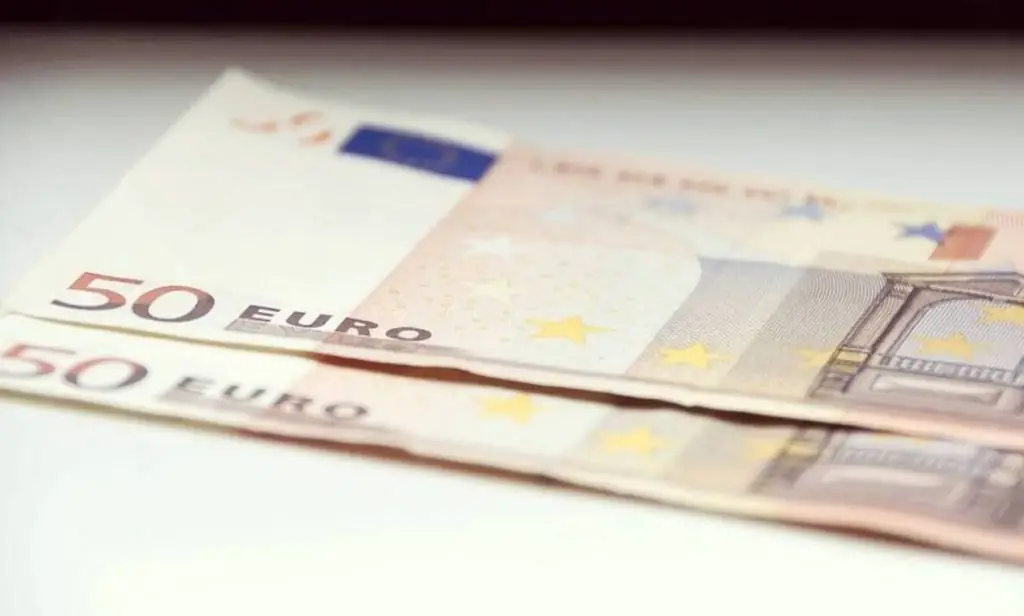 Πρόταση – «βόμβα» για τους λογαριασμούς της ΔΕΗ: «Τέλος δημοτικά τέλη, φόροι και ΕΡΤ»