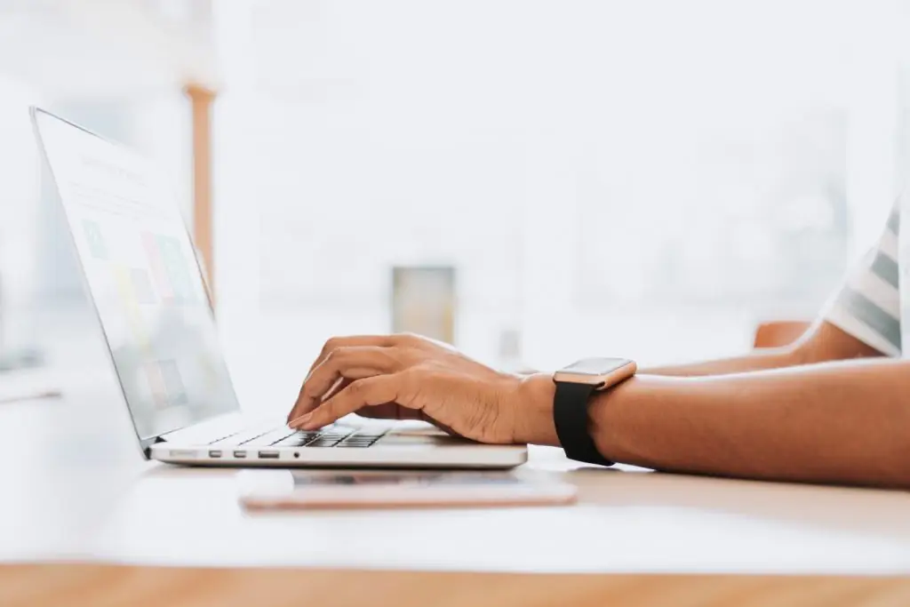 Ψάχνεις για δουλειά; Αυτή η ελληνική εταιρεία προσλαμβάνει 20.000 εργαζόμενους