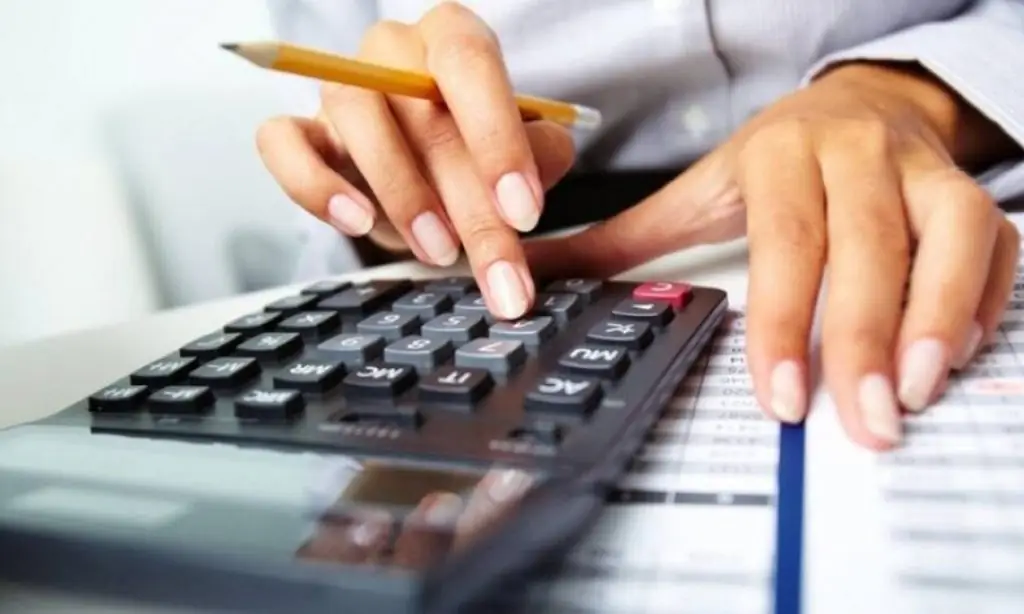 Φορολογικές δηλώσεις 2021: Θρίλερ με την υποβολή – Εκτός εκατομμύρια φορολογούμενοι