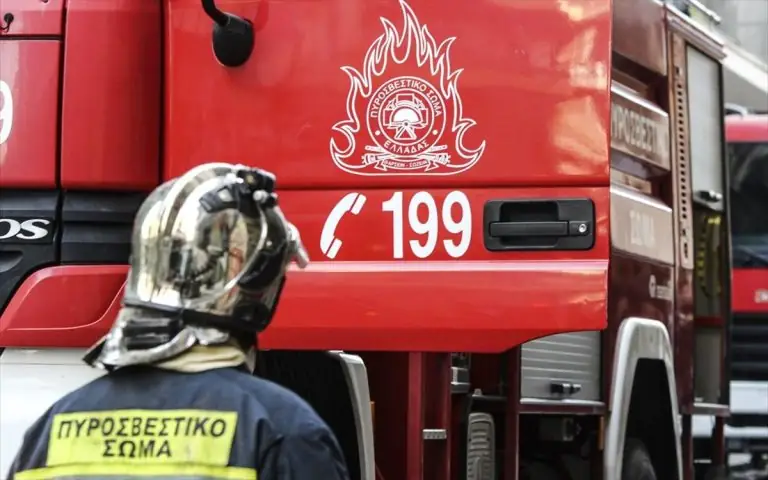 Δείτε τι θα συμβεί αν ξεχάσετε αντισηπτικό στο αυτοκίνητο
