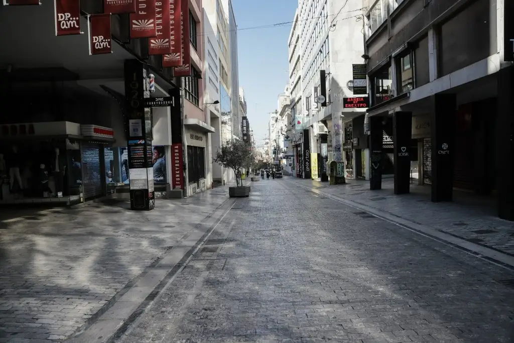 Γραφεία και καταστήματα: Τιμές πώλησης και ενοικίασης – Πίνακες για όλη την Ελλάδα