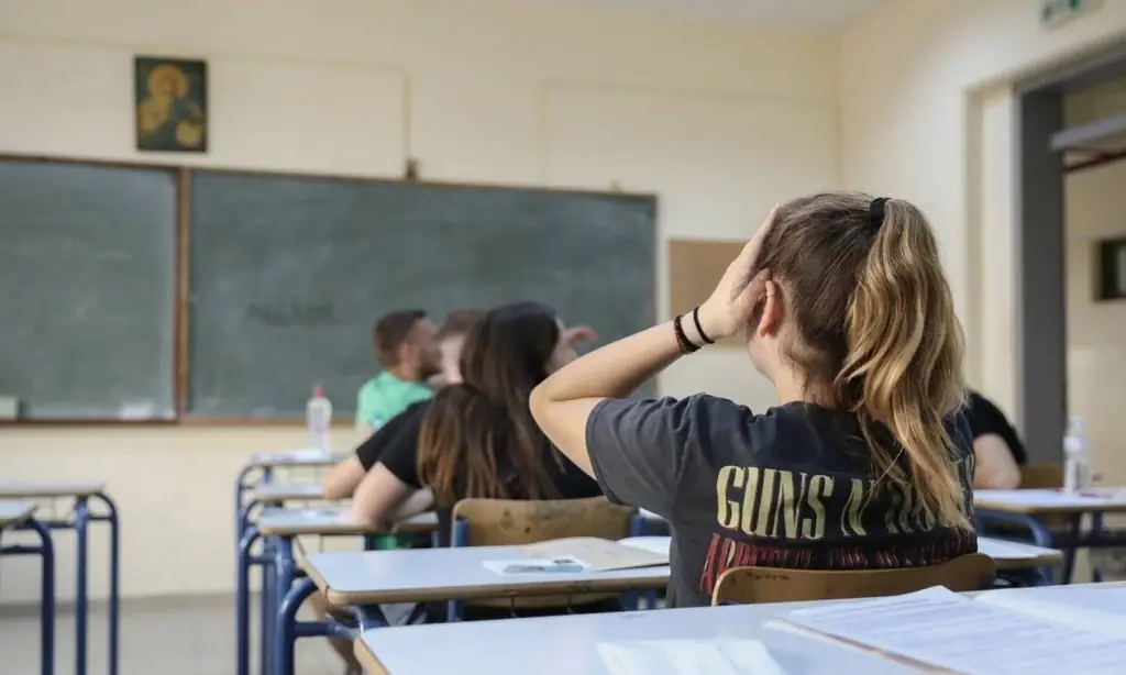Αποτελέσματα Πανελληνίων 2021: «Κλείδωσε» η ημερομηνία για τις βαθμολογίες