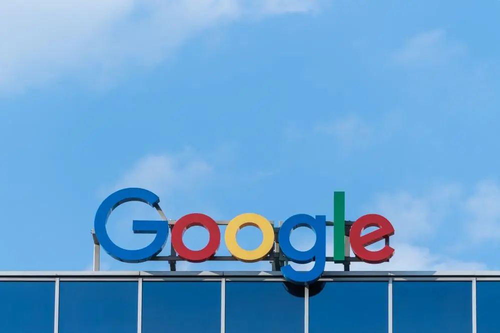 H «καμπάνα» του αιώνα στην Google: Δείτε γιατί