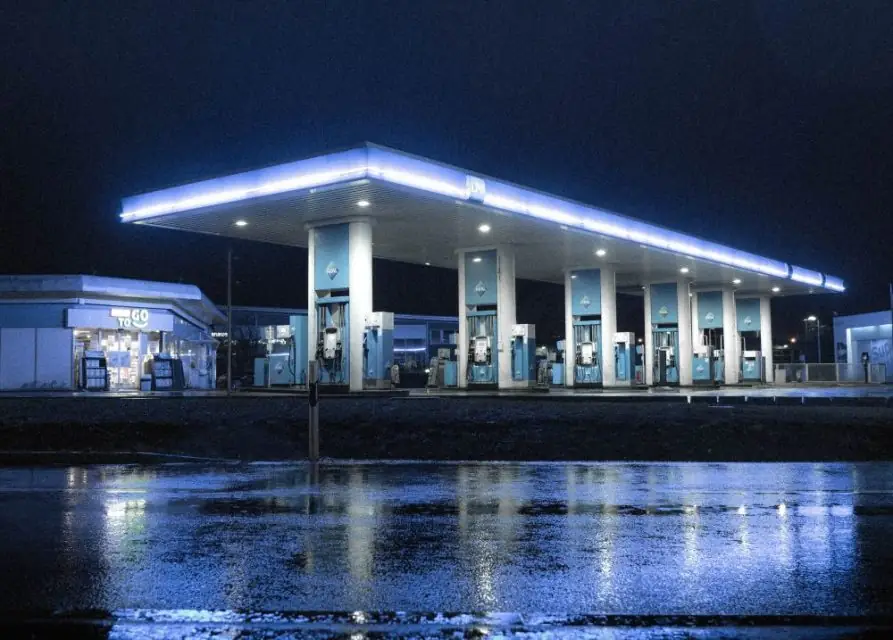 Τέλος τα βενζινάδικα: Δείτε πώς θα είναι από εδώ και πέρα