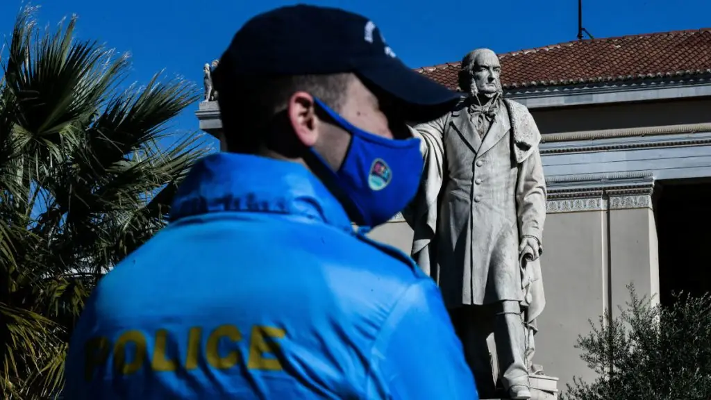 Πανεπιστήμια: Η μεγάλη αλλαγή! Πώς θα μπαίνετε μέσα – Αστυνομία παντού