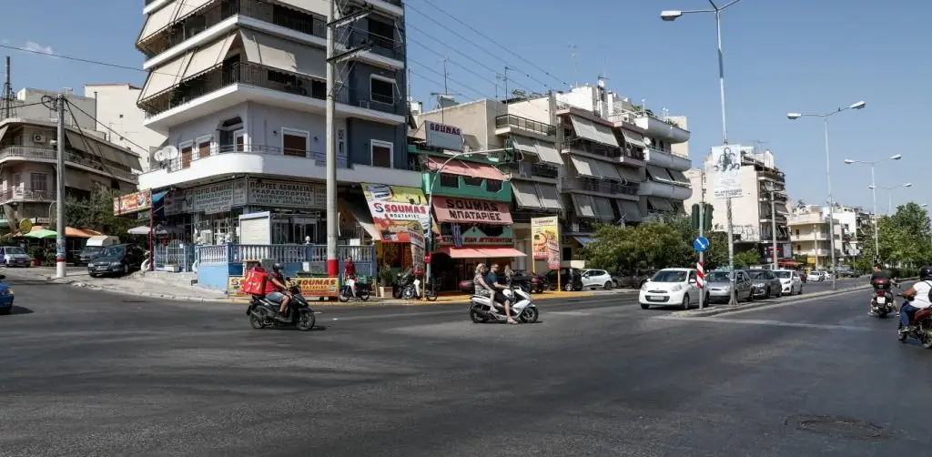 Τραγωδία στη Νίκαια: Βίντεο ντοκουμέντο – Η στιγμή που το φορτηγό χτυπά την 6χρονη