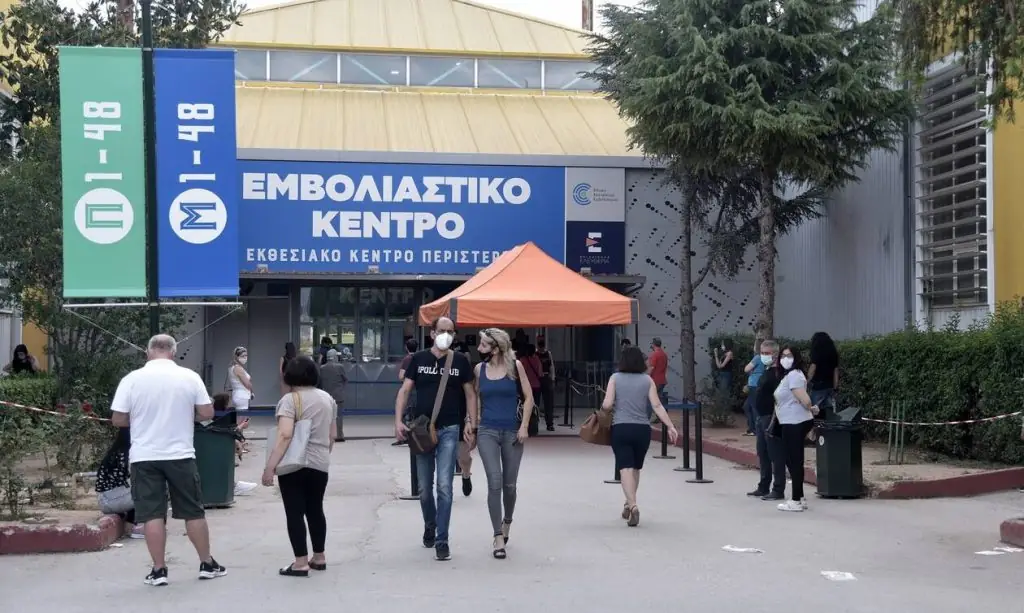 Ο εφιάλτης επιστρέφει: Όλες οι εξελίξεις για το νέο lockdown