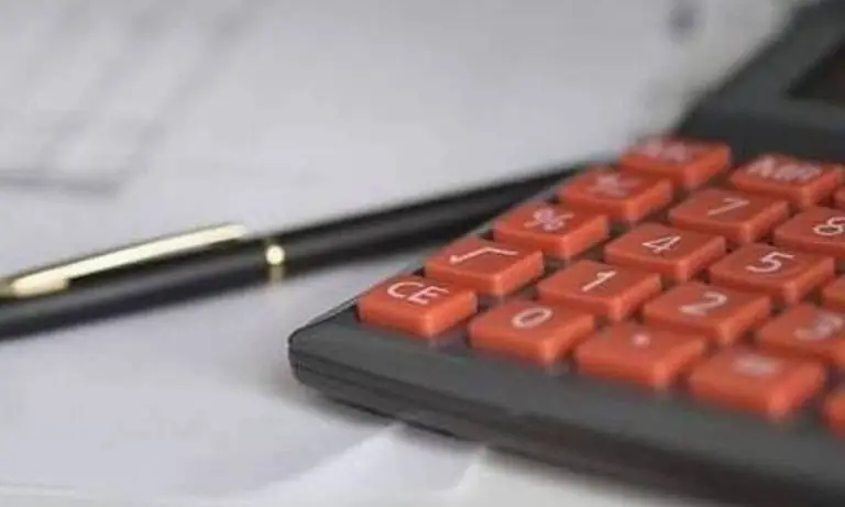 Φορολογικές δηλώσεις 2021: Πώς θα πληρώσετε λιγότερο φόρο – Αναλυτικός οδηγός