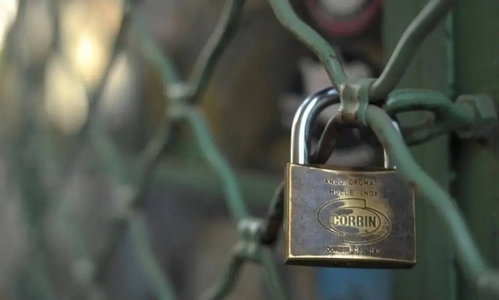 Τράπεζες: Νέο «τσουνάμι» λουκέτων – Τι συμβαίνει;