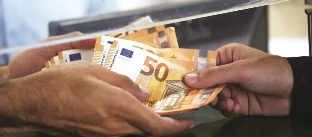 ΕΦΚΑ – ΟΑΕΔ – ΟΠΕΚΑ: Πληρώνονται συντάξεις, επιδόματα, επιδοτήσεις – Όλες οι ημερομηνίες