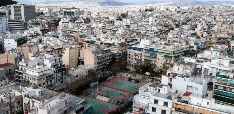 Δεν είναι φάρσα: Μοιράζουν δωρεάν σπίτια σε όλη την Ελλάδα – Το «κόλπο» που κρατούσαν κρυφό