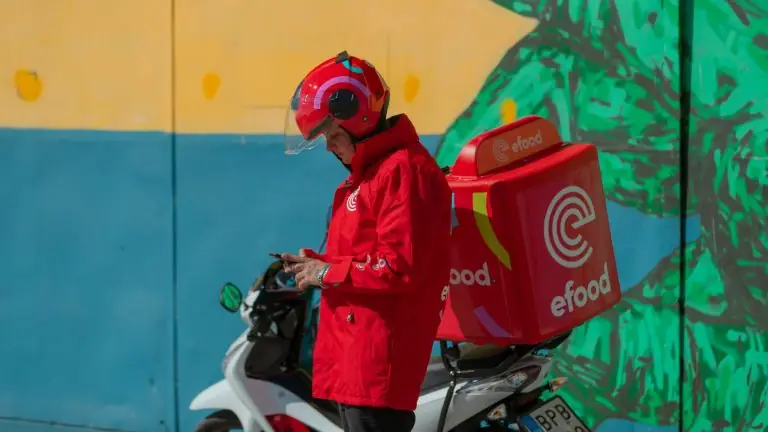 efood: «Καταστρέφεται» μετά το σκάνδαλο – Ελάχιστες οι παραγγελίες