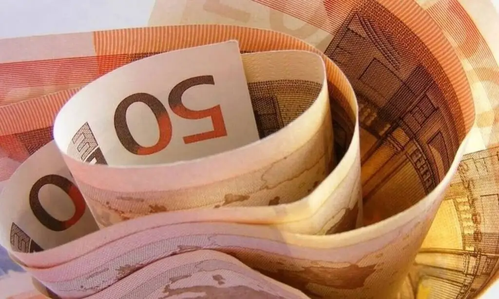 Κατώτατος μισθός: Δεν είναι φάρσα – Και όμως μπορεί να φτάσει τα 700 ευρώ!