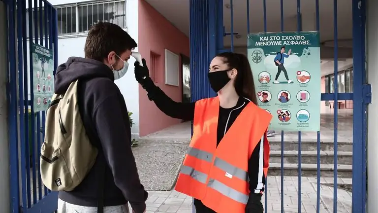 Σχολεία 2021: Ξεχάστε όσα ξέρατε! Η ανακοίνωση που αφορά όλους τους μαθητές