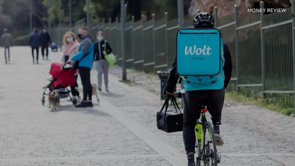 Wolt: «Χαριστική βολή» στο e-food! Επεκτείνεται και ελέγχει όλη την Αθήνα