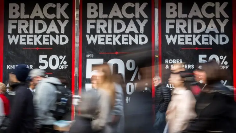 Black Friday 2021: Πότε πέφτει φέτος – Τα λάθη που δεν πρέπει να κάνετε στις αγορές