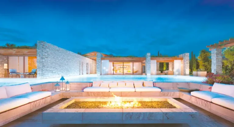 Γιάννης Αντετοκούνμπο: Αυτές είναι οι δύο βίλες που αγόρασε – Ίλιγγος με την τιμή τους