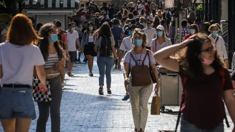 Νέα μέτρα: Μόνο έτσι θα μπαίνουμε στα μαγαζιά – Τι ισχύει για μάσκα και αποστάσεις