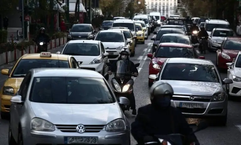 Τέλη κυκλοφορίας 2022: Πότε θα αναρτηθούν, πόσα θα πληρώσουμε, ποιοι θα δουν ελάφρυνση