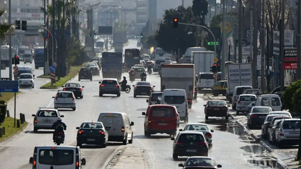 Τέλη κυκλοφορίας 2022: Πόσα θα πληρώσουμε για 1.000, 1.200, 1.400, 1500, 1600 κυβικά – Τι θα δώσουν όσοι έχουν πετρέλαιο