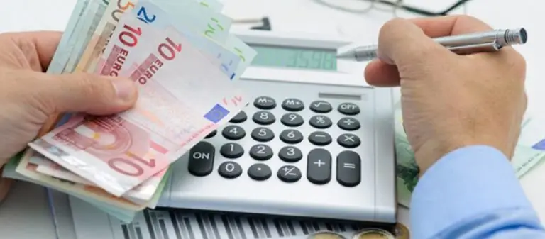 Ρύθμιση οφειλών: 420 δόσεις στις τράπεζες, 240 στο δημόσιο και κούρεμα 80%