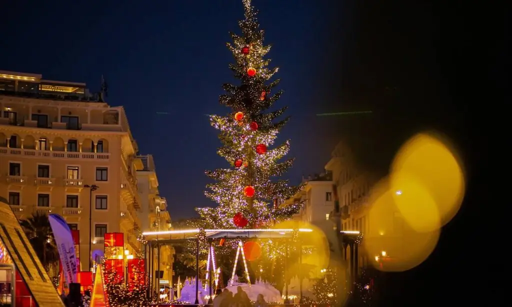 Ευχές για Καλή Χρονιά – Έξυπνες, πρωτότυπες και μοναδικές ευχές για την Πρωτοχρονιά