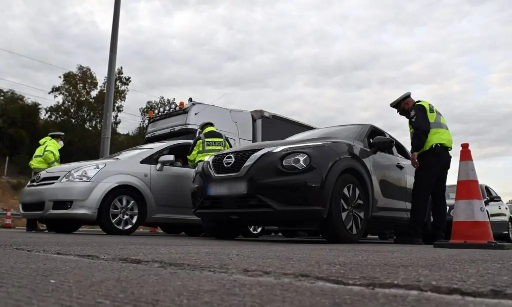 Λήγει η προθεσμία για τα Τέλη Κυκλοφορίας 2022: Θρίλερ με την παράταση πληρωμής