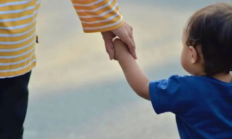 Επίδομα παιδιού A21: Πώς γίνεται η αίτηση στην πλατφόρμα του ΟΠΕΚΑ