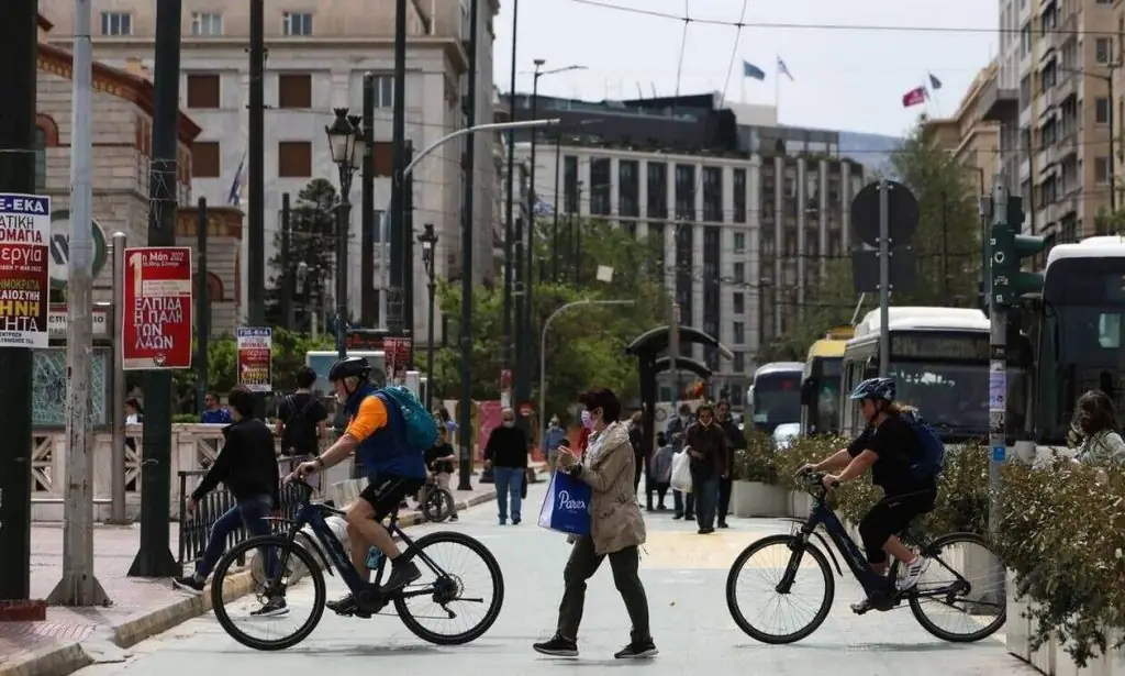Δείτε τι επικίνδυνο λένε τώρα για τις μάσκες! Μας κάνουν πλάκα