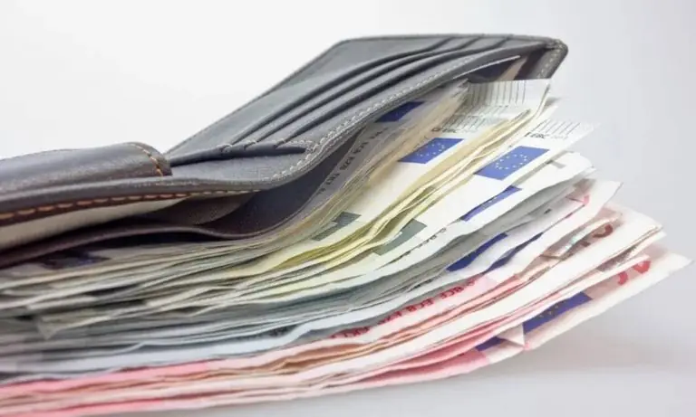Αναδρομικά συνταξιούχων 2025: Οριστικό – Γυρίζουν τα λεφτά πίσω – Πόσα θα σας δώσουν