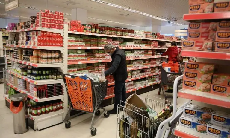 «Βόμβα»: Δείτε ποια αλυσίδα επιστρέφει στην Ελλάδα μετά από χρόνια