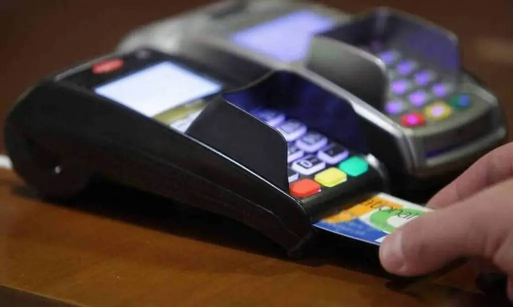 Καταργούνται τα μετρητά: Τέλος κέρματα και χαρτονομίσματα – Νέα εποχή στις συναλλαγές μας