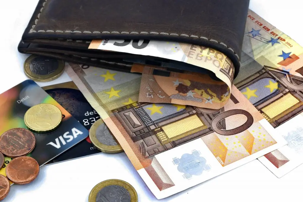 Έχετε πάρει δάνειο; Αποκάλυψη! Δείτε πώς μας κλέβουν οι τράπεζες