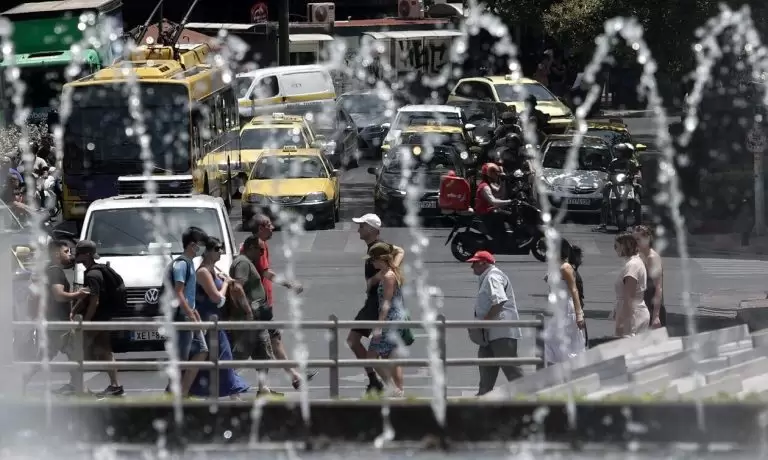 Καιρός: Έκτακτη είδηση – Ο καύσωνας… θηρίο θα διαρκέσει περισσότερο!