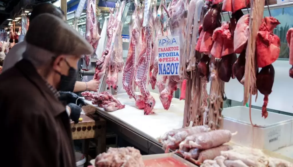 Τέλος και το κρέας! Δείτε πού έφτασαν μοσχάρι, χοιρινό, αρνί, κοτόπουλο