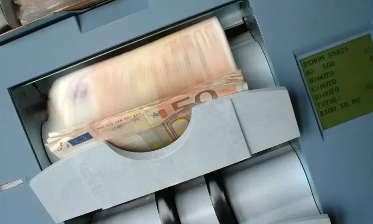 ΟΑΕΔ 2022: Έρχεται πρόγραμμα με 1.000 ευρώ μισθό – Ποιοι οι δικαιούχοι