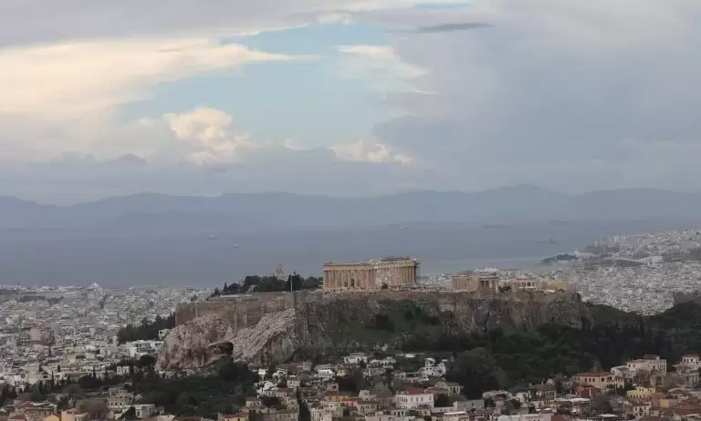 Καιρός: Αλλάζει το σκηνικό – Έρχεται αφρικανική σκόνη και ζέστη