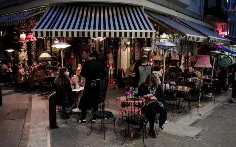 Χαμός με καφέ και εστιατόρια στην Ελλάδα: Αυτό που γίνεται είναι αδιανόητο