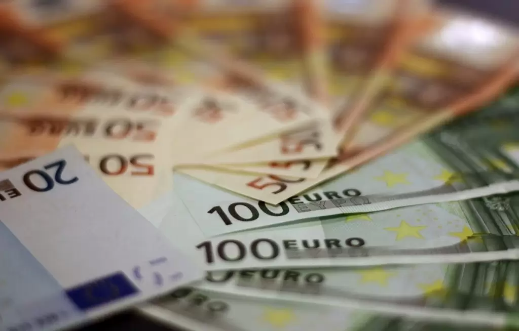 Χωρίς χαρτονομίσματα το νέο ευρωπαϊκό νόμισμα: Αποκάλυψη
