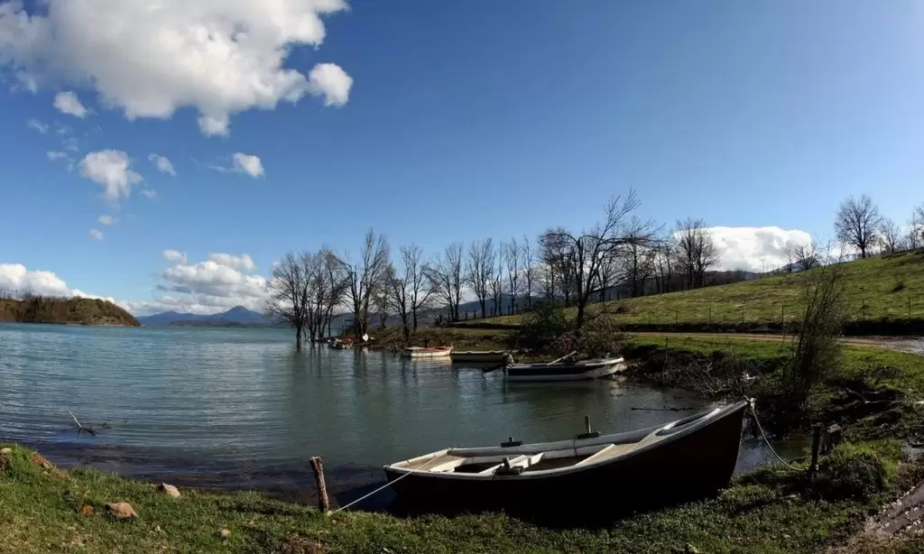 Ο καιρός τρελάθηκε: Μετά τις βροχές και τα κρύα, έρχεται «θερμή εισβολή»
