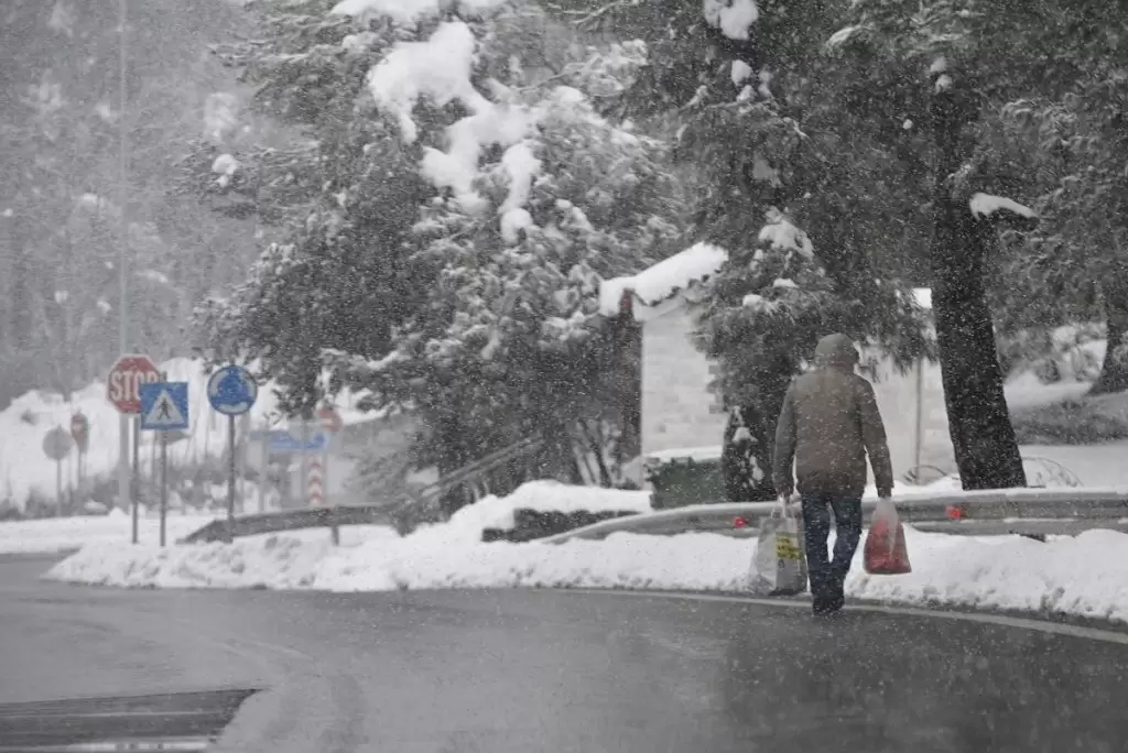 Καιρός Πρωτοχρονιάς 2023: Θα χιονίσει στην Ελλάδα ή όχι; Τι λέει η τελευταία πρόγνωση