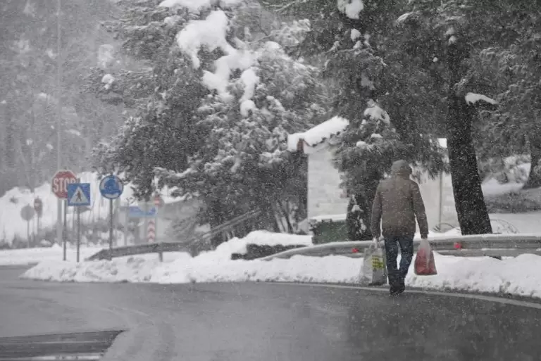 Καιρός Πρωτοχρονιάς 2023: Θα χιονίσει στην Ελλάδα ή όχι; Τι λέει η τελευταία πρόγνωση